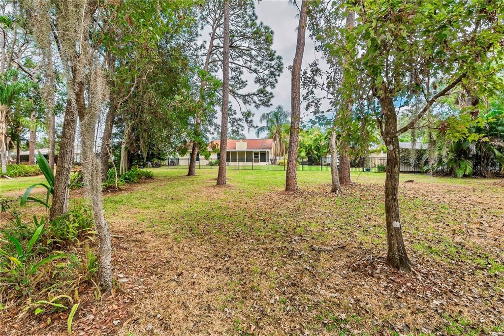 For Sale: $454,900 (2 beds, 2 baths, 1751 Square Feet)