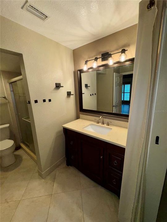 For Rent: $1,925 (2 beds, 2 baths, 1216 Square Feet)