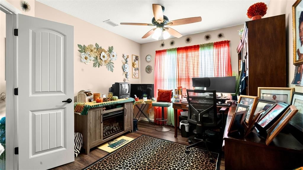 待售: $525,000 (3 贝兹, 2 浴室, 2597 平方英尺)