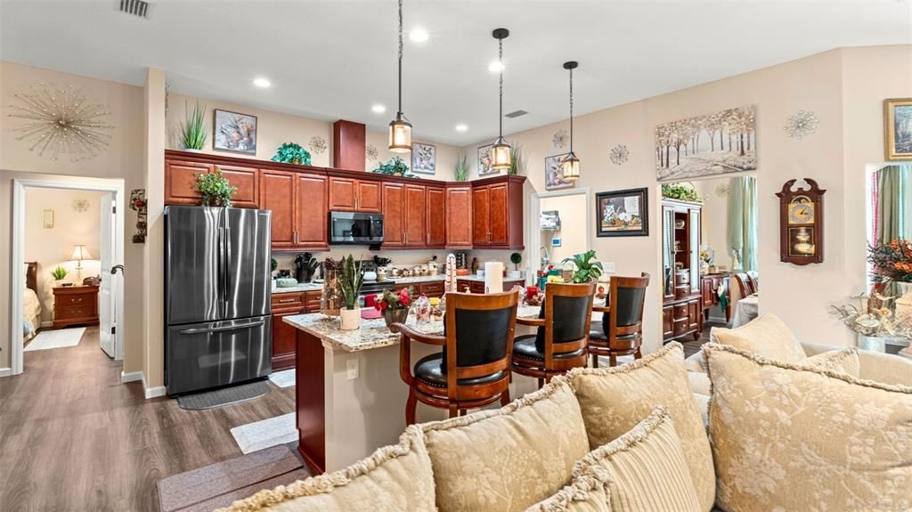 待售: $525,000 (3 贝兹, 2 浴室, 2597 平方英尺)