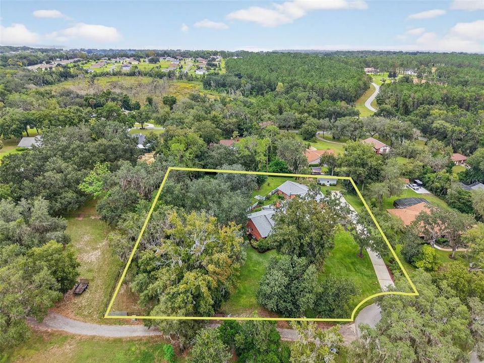 En Venta: $969,000 (3 camas, 2 baños, 4451 Pies cuadrados)