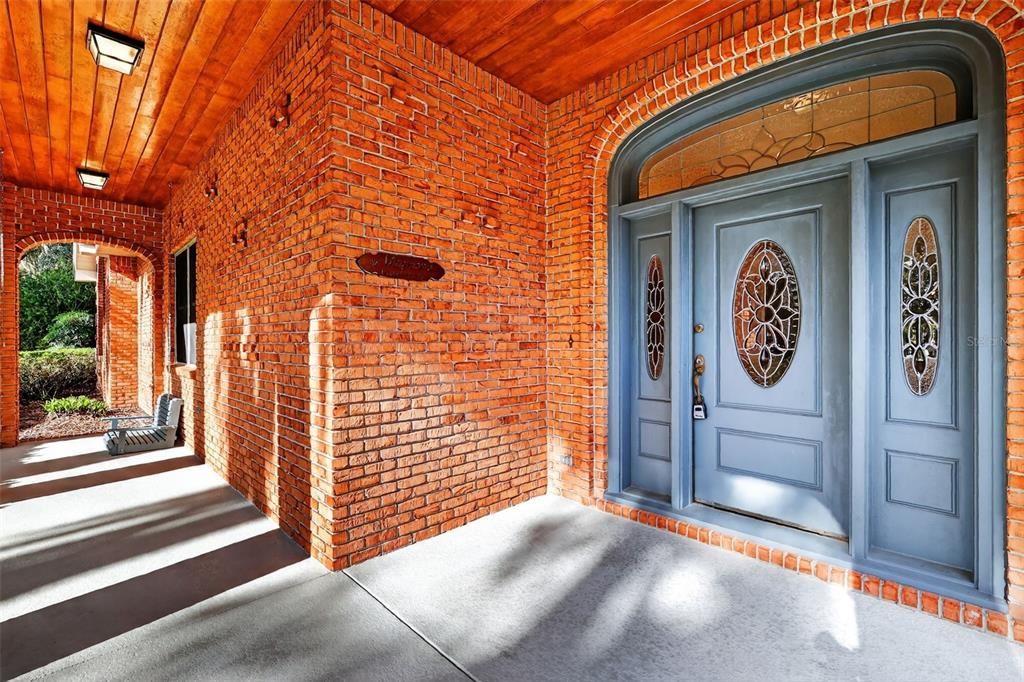 En Venta: $969,000 (3 camas, 2 baños, 4451 Pies cuadrados)