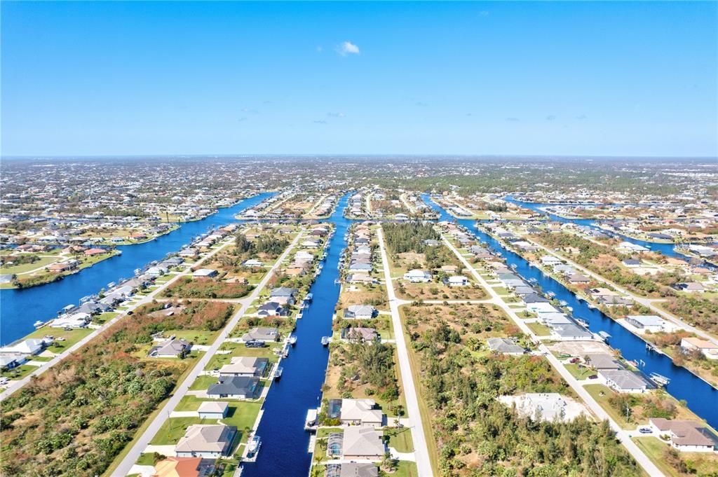 For Sale: $679,900 (3 beds, 2 baths, 2106 Square Feet)