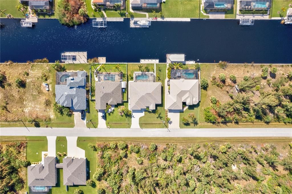 For Sale: $679,900 (3 beds, 2 baths, 2106 Square Feet)