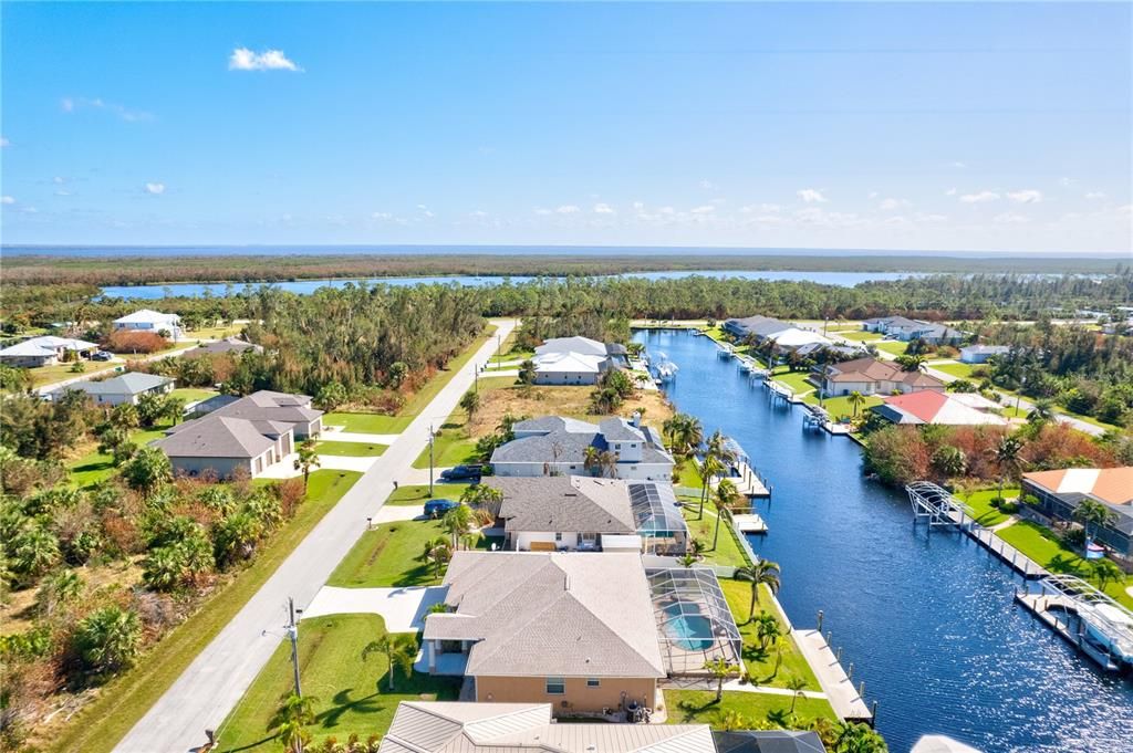 For Sale: $679,900 (3 beds, 2 baths, 2106 Square Feet)