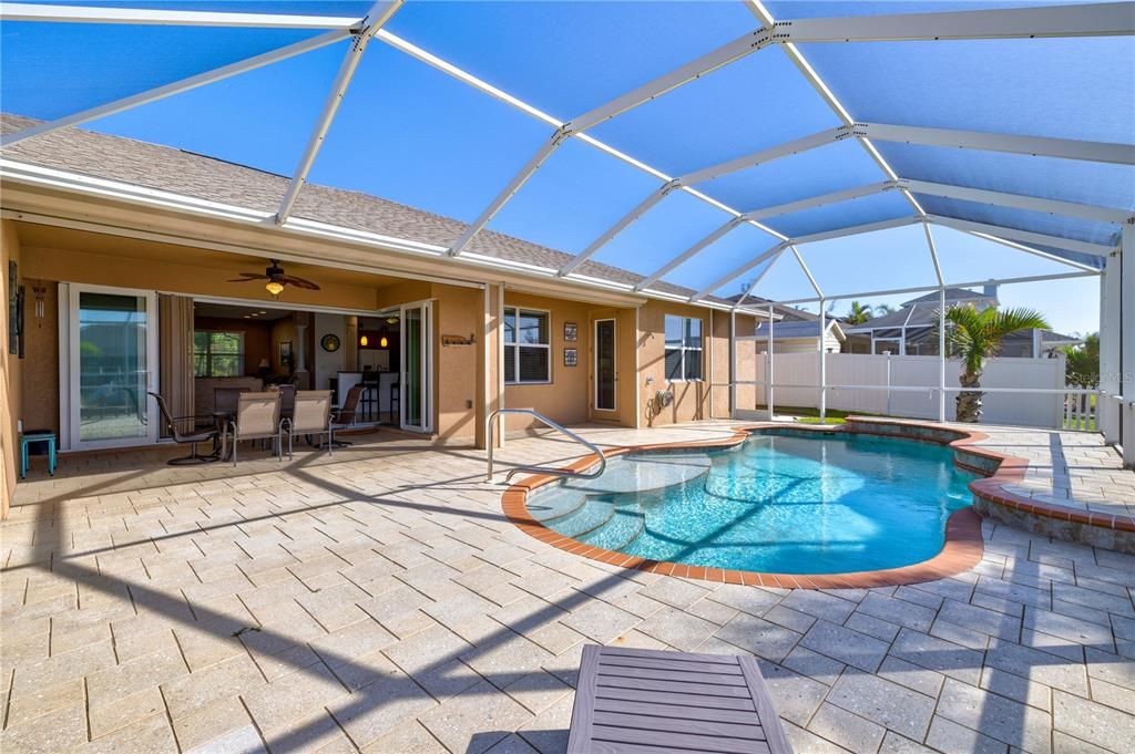 For Sale: $679,900 (3 beds, 2 baths, 2106 Square Feet)