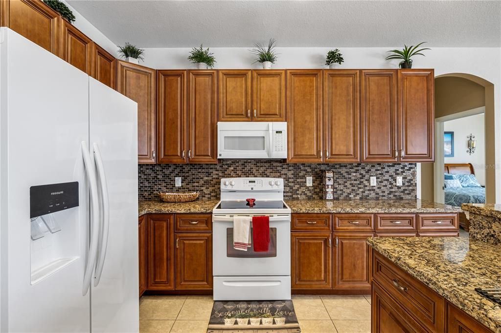 For Sale: $679,900 (3 beds, 2 baths, 2106 Square Feet)