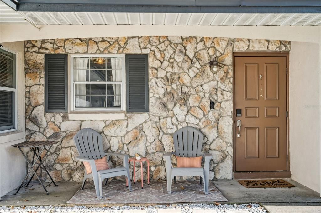 На продажу: $449,000 (4 спален, 2 ванн, 1812 Квадратных фут)