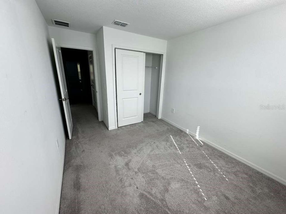 В аренду: $1,850 (3 спален, 2 ванн, 1407 Квадратных фут)