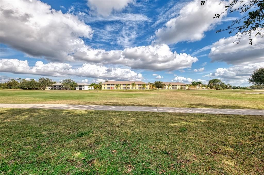 待售: $210,000 (2 贝兹, 2 浴室, 1154 平方英尺)