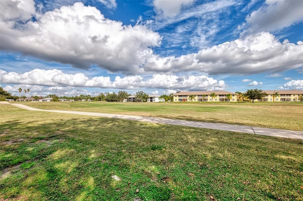 待售: $210,000 (2 贝兹, 2 浴室, 1154 平方英尺)