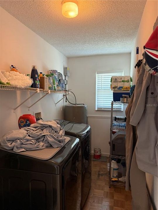 待售: $329,000 (3 贝兹, 2 浴室, 1449 平方英尺)