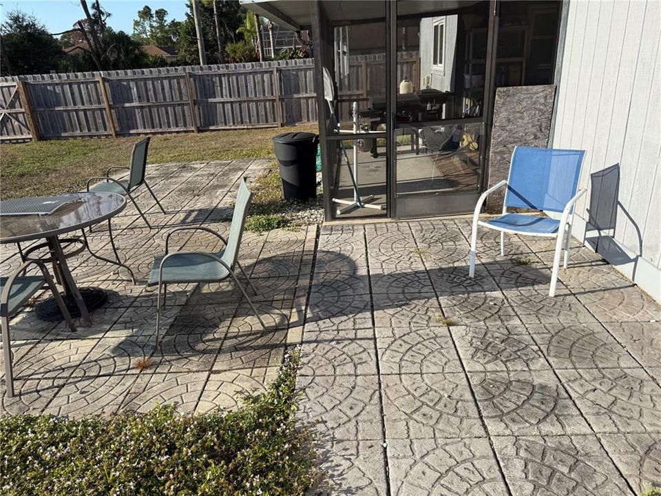 待售: $329,000 (3 贝兹, 2 浴室, 1449 平方英尺)