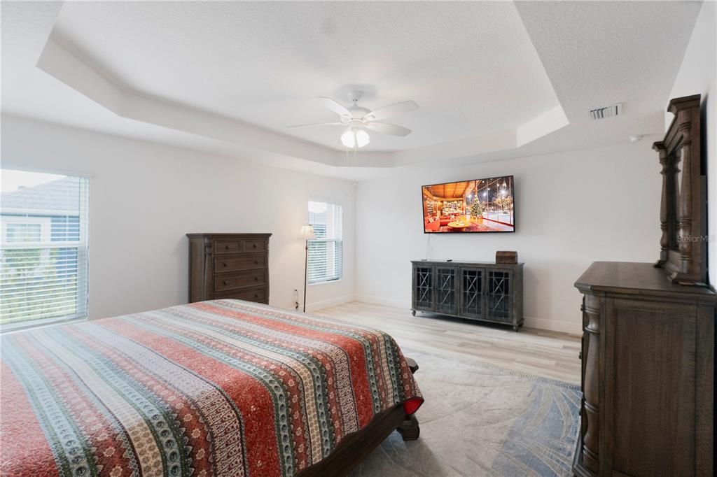 For Sale: $725,000 (3 beds, 2 baths, 1998 Square Feet)