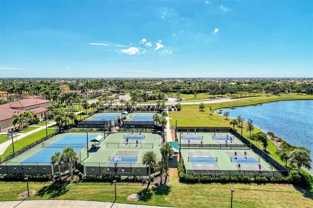 For Sale: $399,000 (3 beds, 2 baths, 1681 Square Feet)