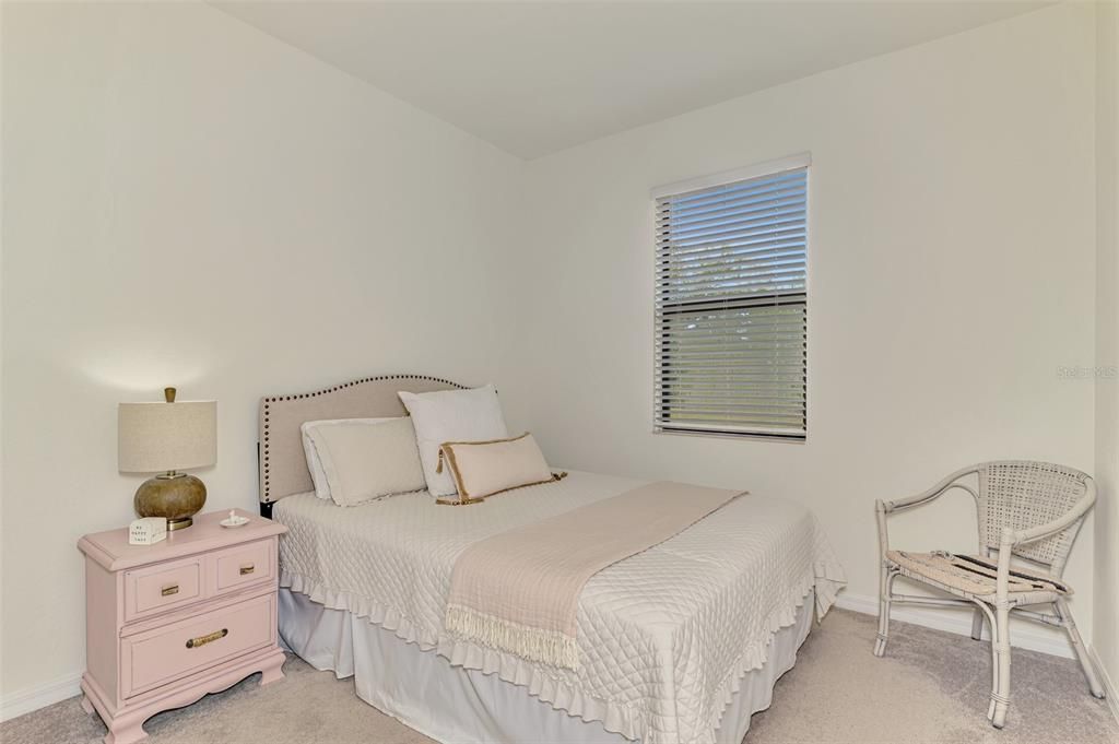 For Sale: $399,000 (3 beds, 2 baths, 1681 Square Feet)