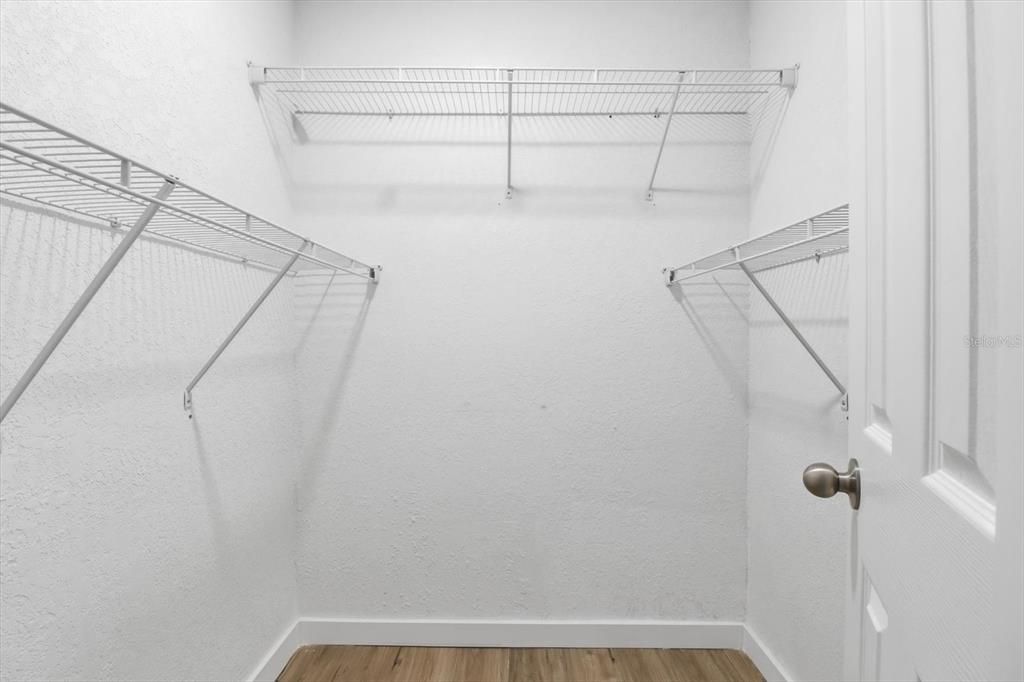 待售: $225,000 (3 贝兹, 2 浴室, 1560 平方英尺)