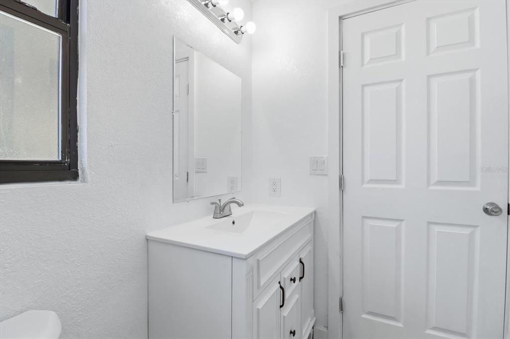 待售: $225,000 (3 贝兹, 2 浴室, 1560 平方英尺)