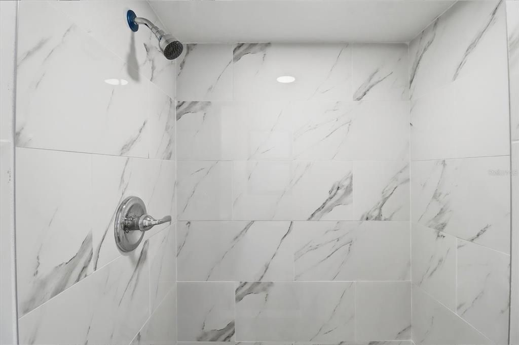 待售: $225,000 (3 贝兹, 2 浴室, 1560 平方英尺)