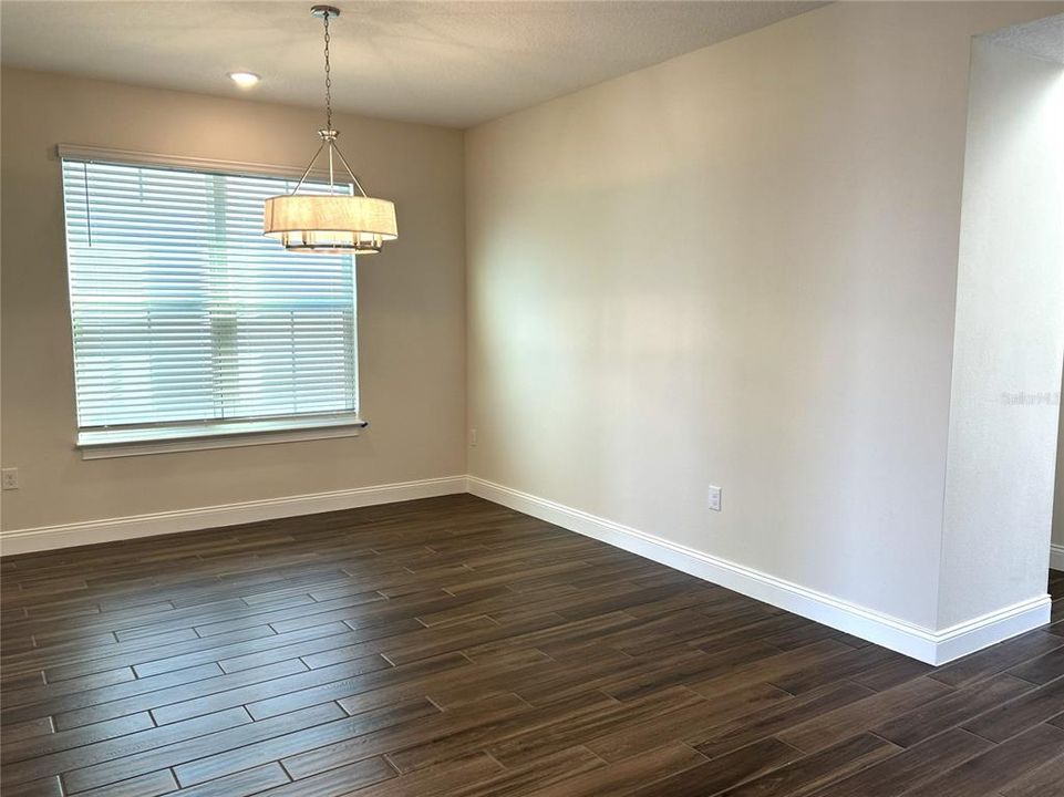 For Rent: $4,400 (5 beds, 4 baths, 3243 Square Feet)