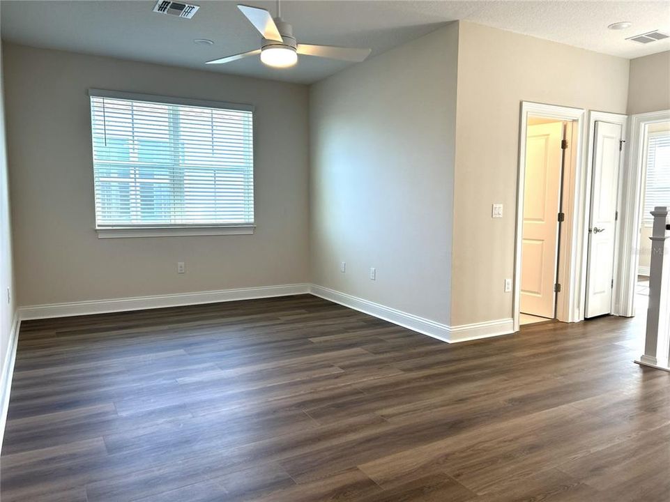 For Rent: $4,400 (5 beds, 4 baths, 3243 Square Feet)