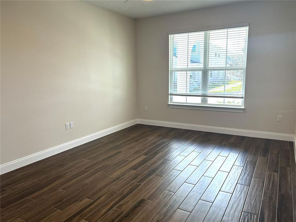 For Rent: $4,400 (5 beds, 4 baths, 3243 Square Feet)