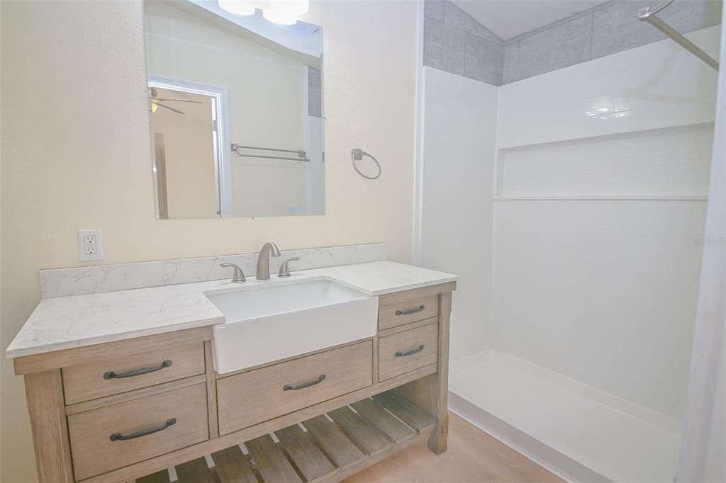 En Renta: $1,800 (3 camas, 2 baños, 1500 Pies cuadrados)