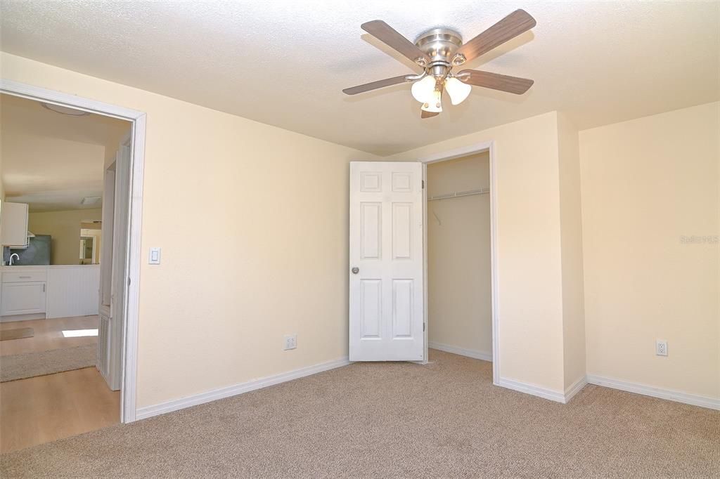 En Renta: $1,800 (3 camas, 2 baños, 1500 Pies cuadrados)