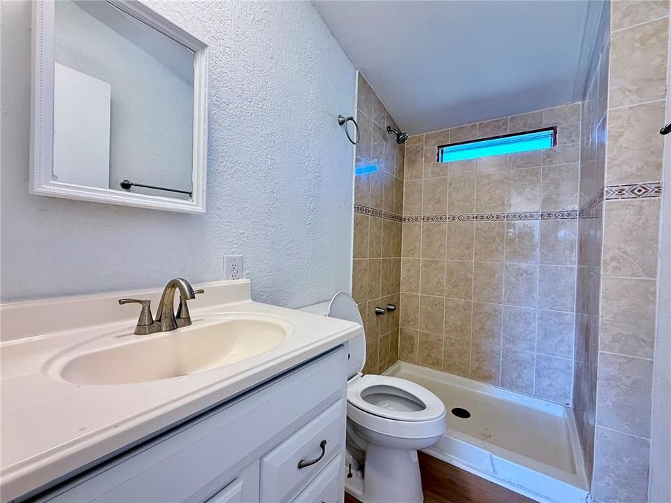 На продажу: $310,000 (3 спален, 2 ванн, 1620 Квадратных фут)