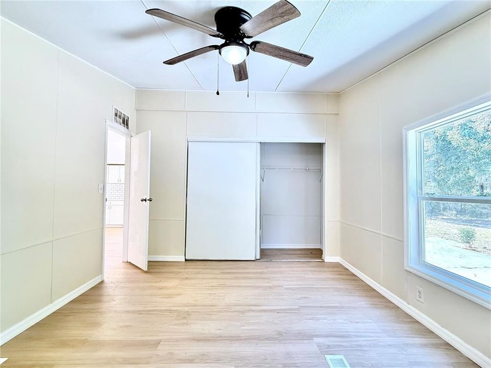 На продажу: $310,000 (3 спален, 2 ванн, 1620 Квадратных фут)