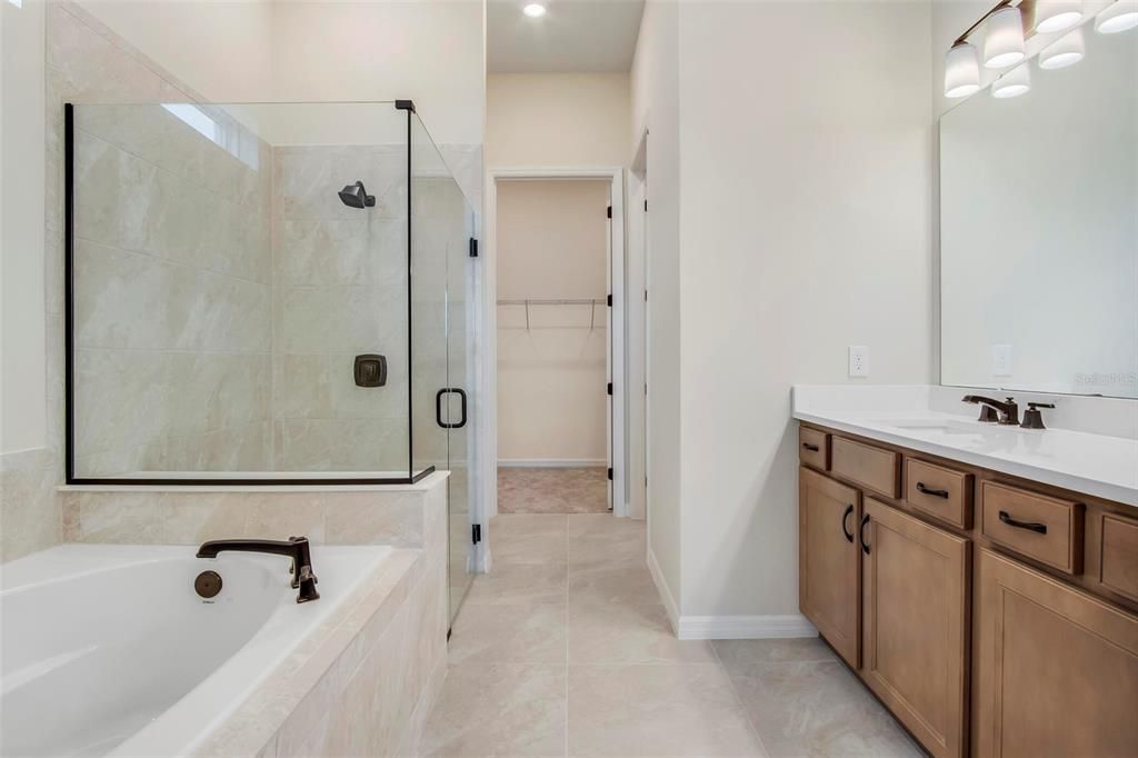 For Rent: $4,350 (3 beds, 3 baths, 2258 Square Feet)