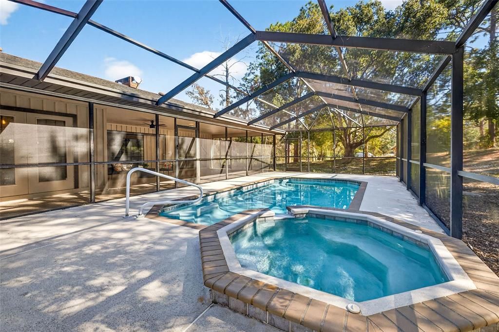 For Rent: $4,495 (3 beds, 2 baths, 2630 Square Feet)