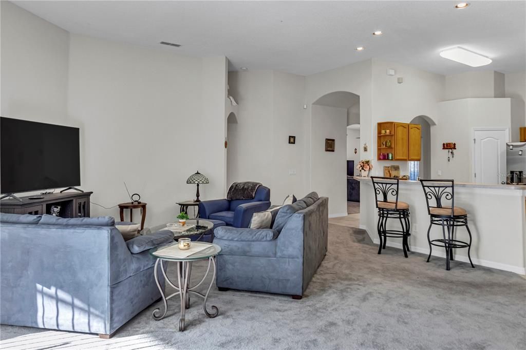 En Venta: $499,000 (5 camas, 3 baños, 3062 Pies cuadrados)