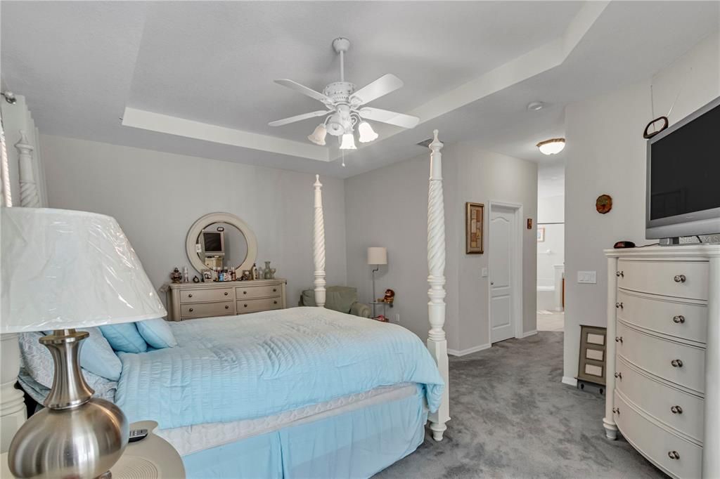 En Venta: $499,000 (5 camas, 3 baños, 3062 Pies cuadrados)