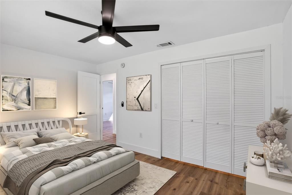 For Sale: $299,900 (3 beds, 2 baths, 1040 Square Feet)