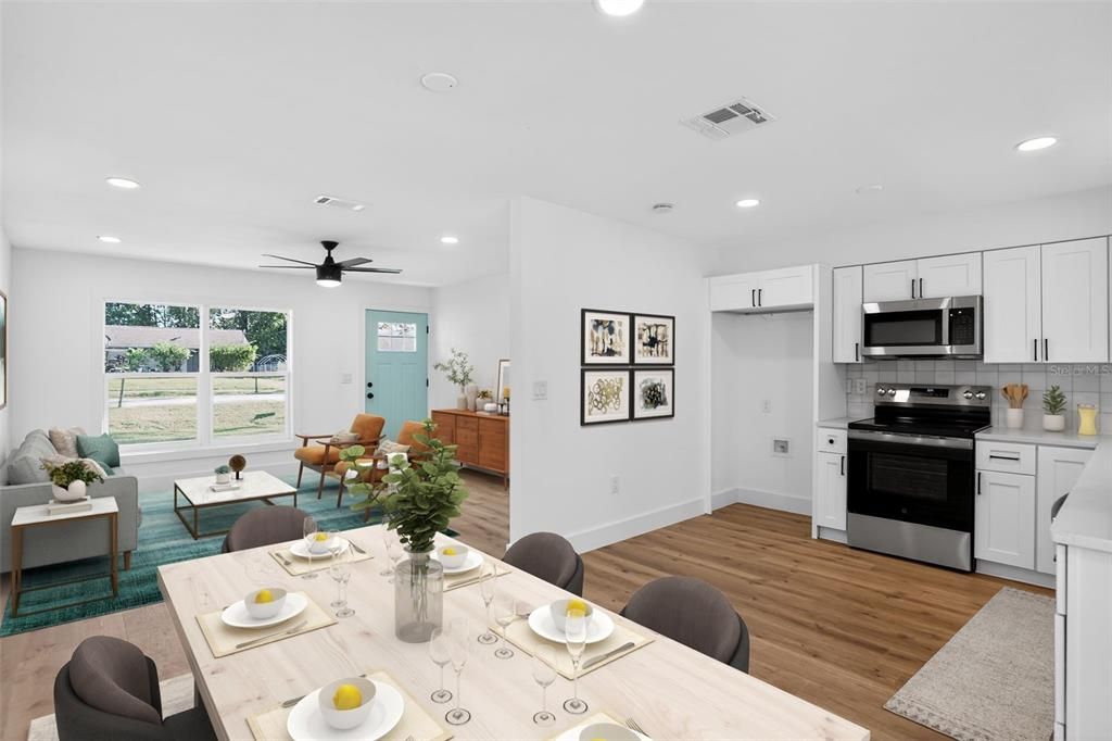 For Sale: $299,900 (3 beds, 2 baths, 1040 Square Feet)