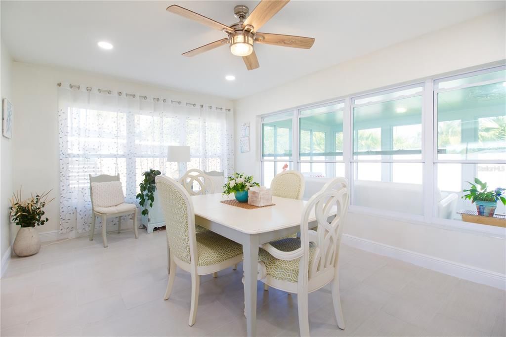 En Venta: $565,000 (2 camas, 2 baños, 1438 Pies cuadrados)