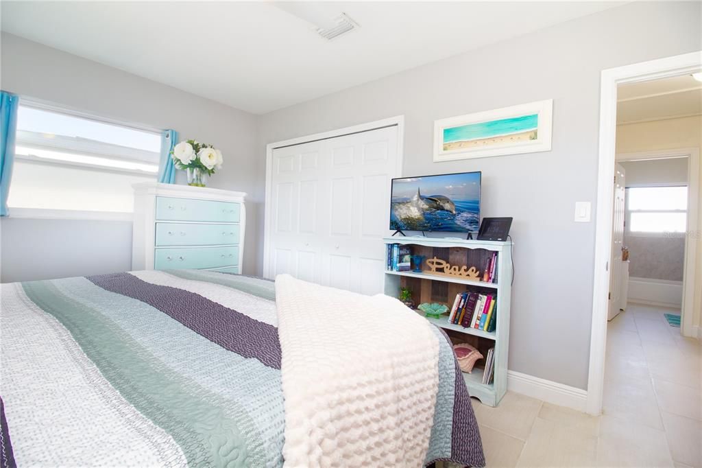 En Venta: $565,000 (2 camas, 2 baños, 1438 Pies cuadrados)