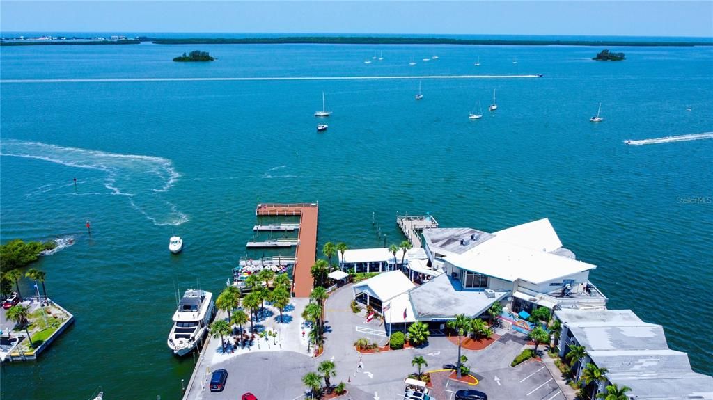 En Venta: $565,000 (2 camas, 2 baños, 1438 Pies cuadrados)