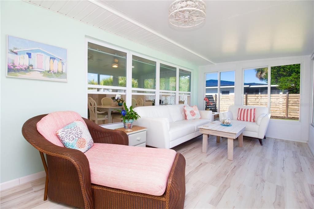 En Venta: $565,000 (2 camas, 2 baños, 1438 Pies cuadrados)