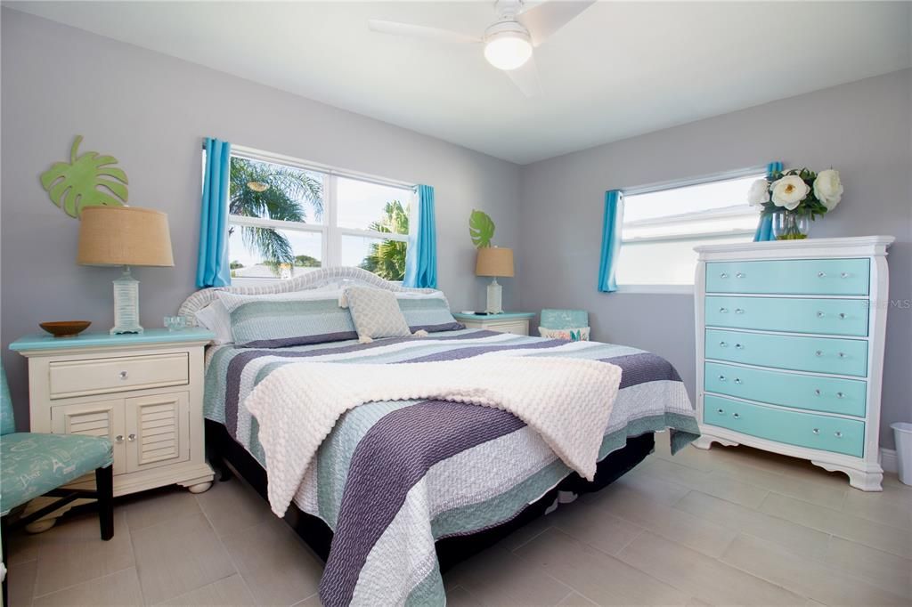 En Venta: $565,000 (2 camas, 2 baños, 1438 Pies cuadrados)