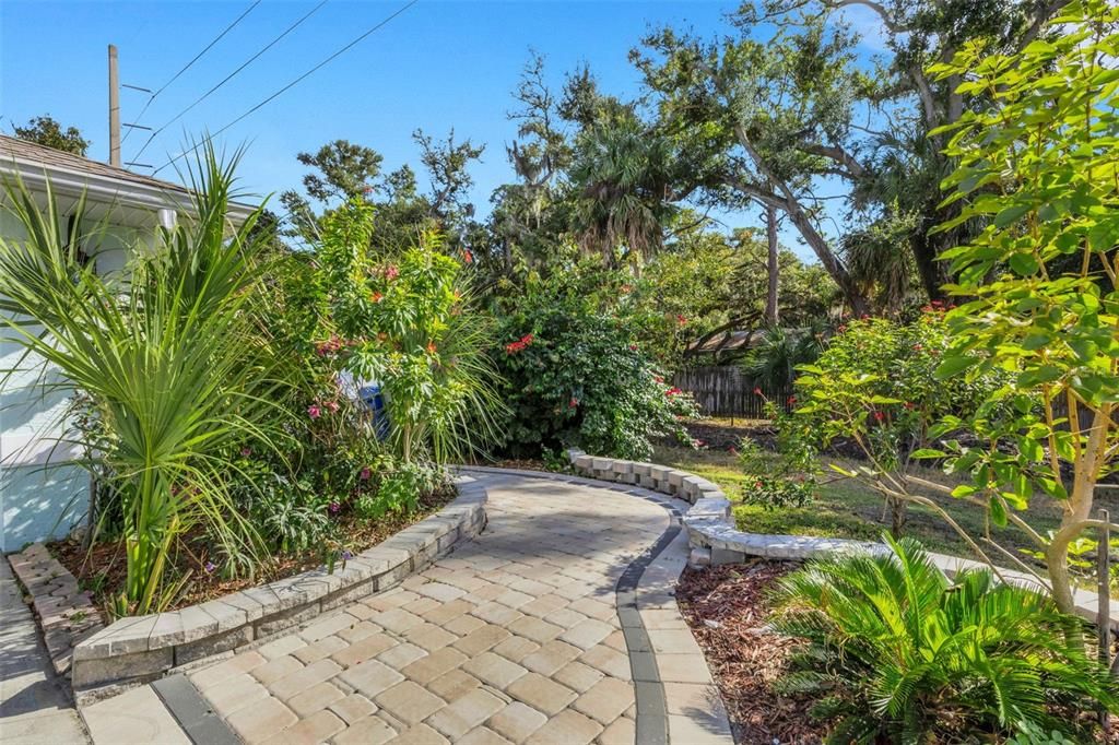 En Venta: $535,000 (3 camas, 2 baños, 1423 Pies cuadrados)