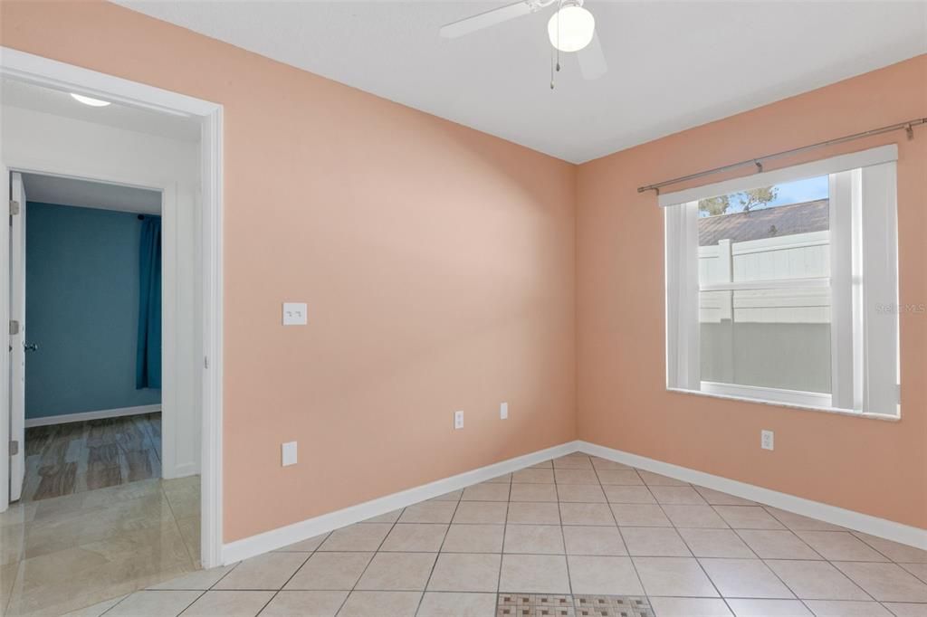 En Venta: $535,000 (3 camas, 2 baños, 1423 Pies cuadrados)