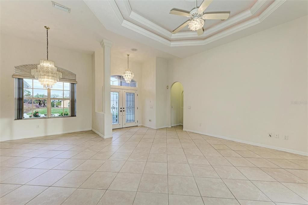 For Sale: $399,900 (3 beds, 2 baths, 2134 Square Feet)