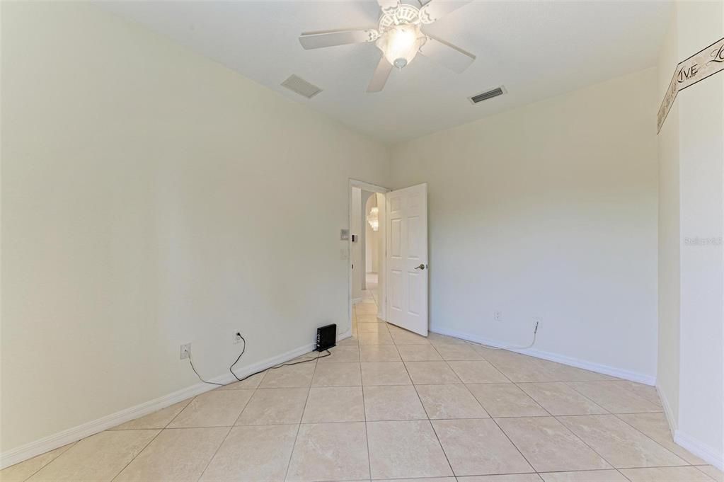 For Sale: $399,900 (3 beds, 2 baths, 2134 Square Feet)