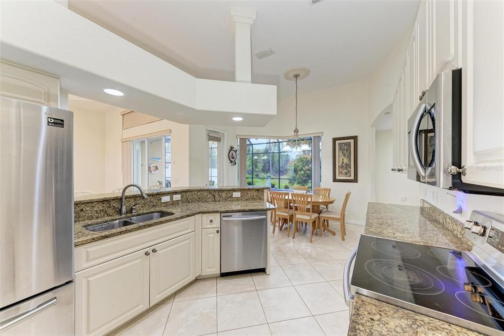 For Sale: $399,900 (3 beds, 2 baths, 2134 Square Feet)