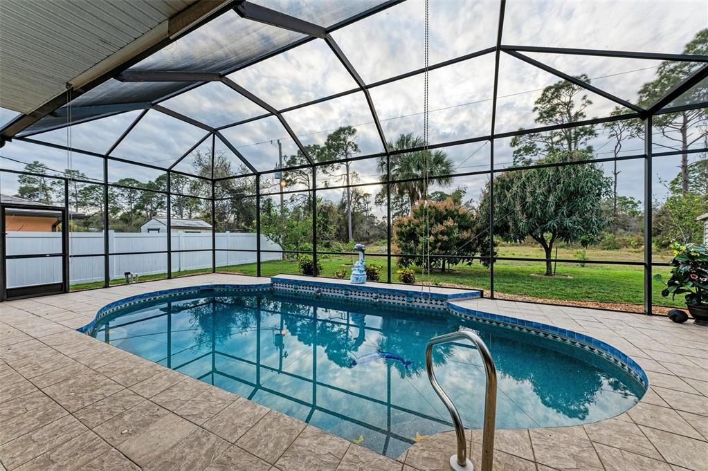 For Sale: $399,900 (3 beds, 2 baths, 2134 Square Feet)