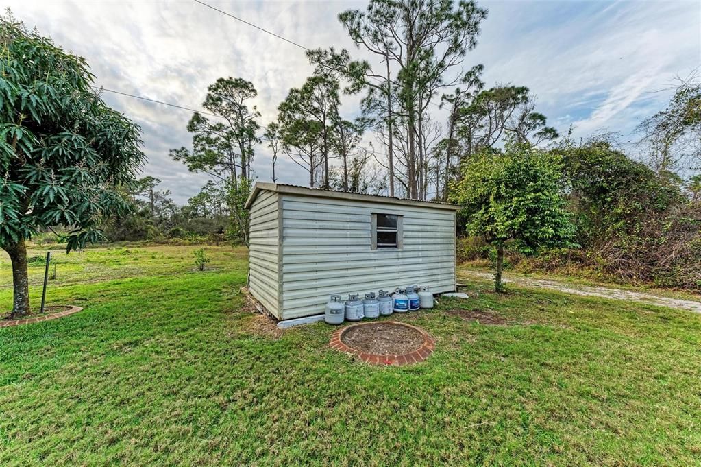 For Sale: $399,900 (3 beds, 2 baths, 2134 Square Feet)