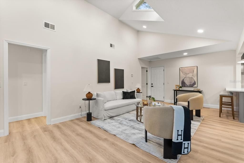 En Venta: $589,000 (4 camas, 2 baños, 2227 Pies cuadrados)