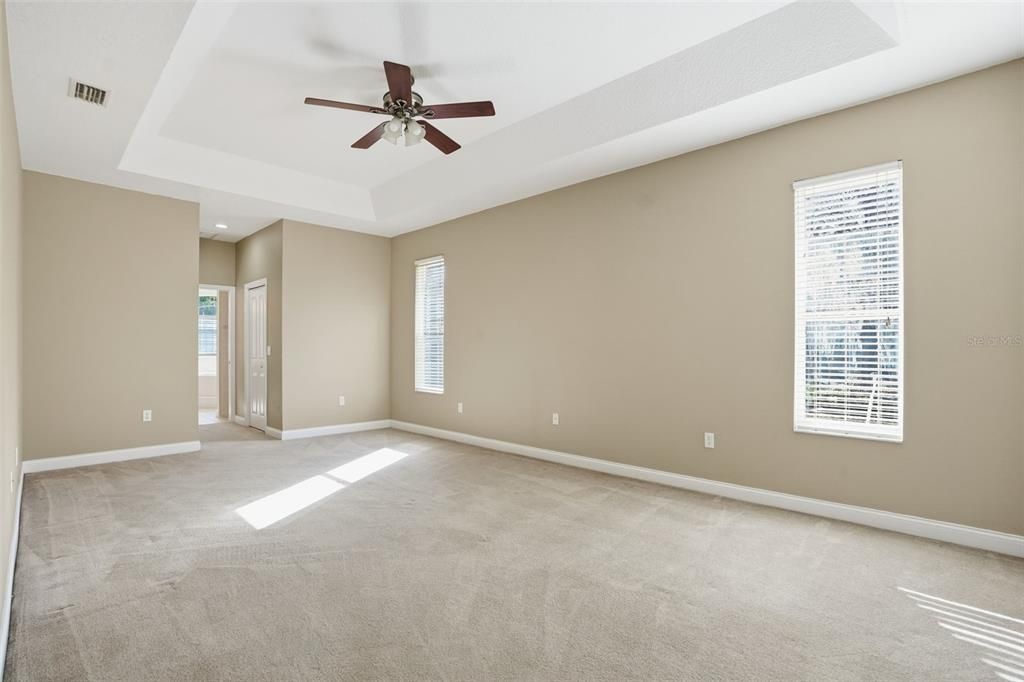 En Venta: $450,000 (3 camas, 2 baños, 2263 Pies cuadrados)